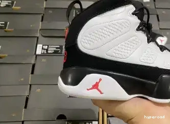 Hyperoad Jordan Retro 9 OG 0630